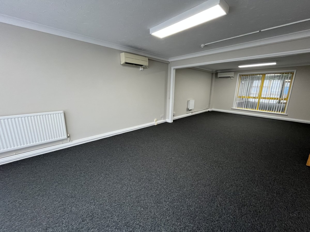 Office in Ipswich - photo 2