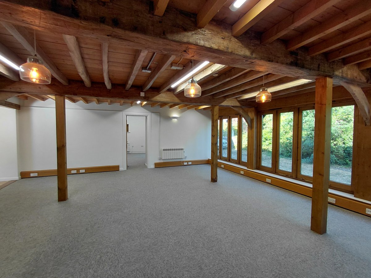 Office in Westerham - photo 3