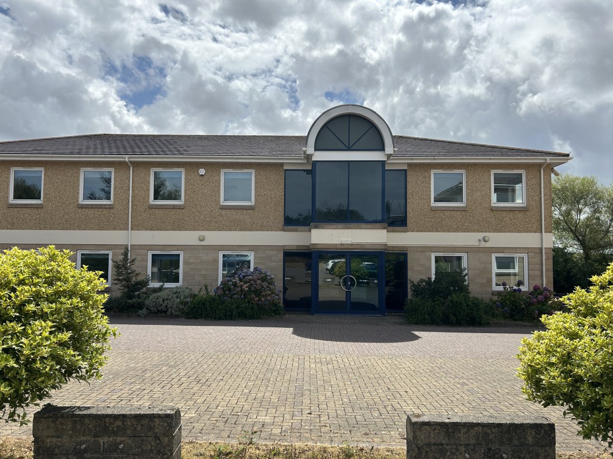Office in Threemilestone - photo 2