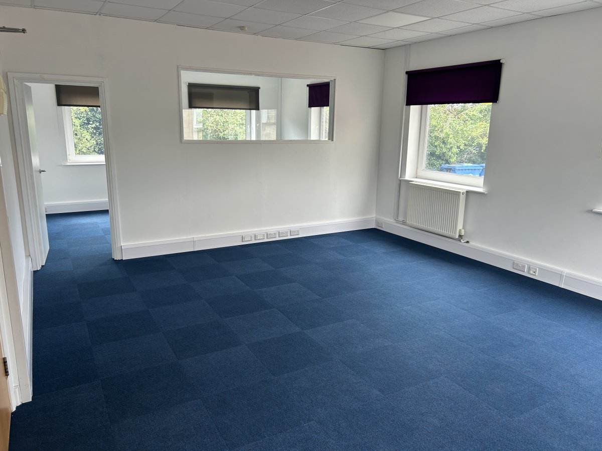 Office in Threemilestone - photo 4