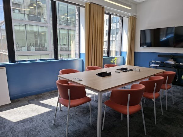 Office in London - photo 2