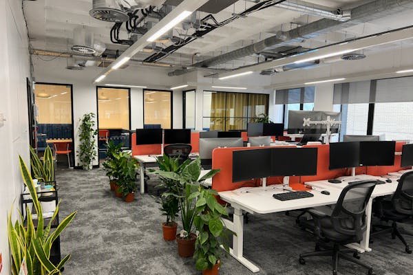 Office in London - photo 3