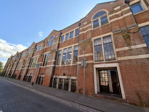 Office in Worcester - photo 4