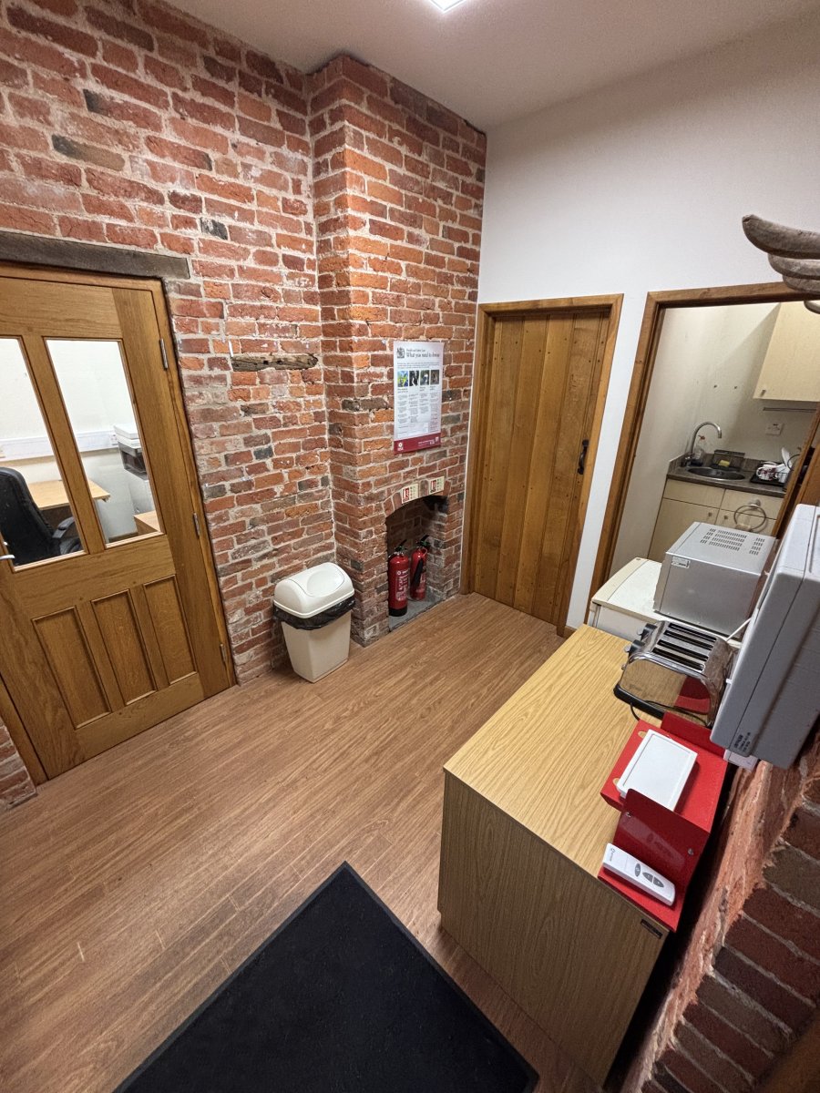 Office in Church Broughton - photo 3