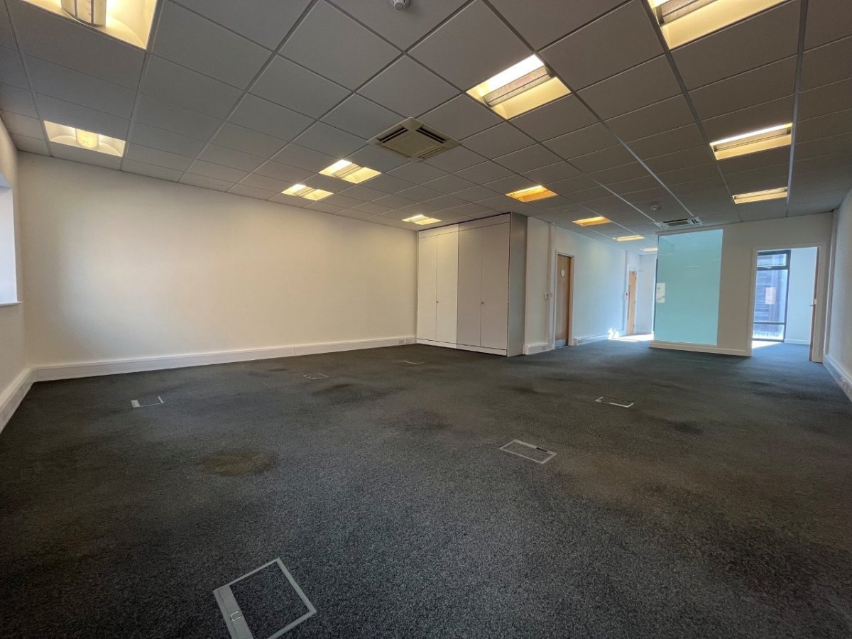 Office in Colchester - photo 2