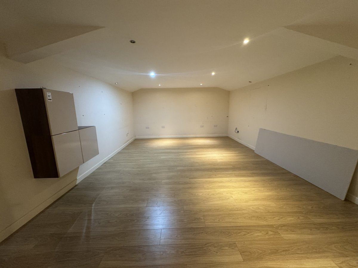 Office in Bourne - photo 4