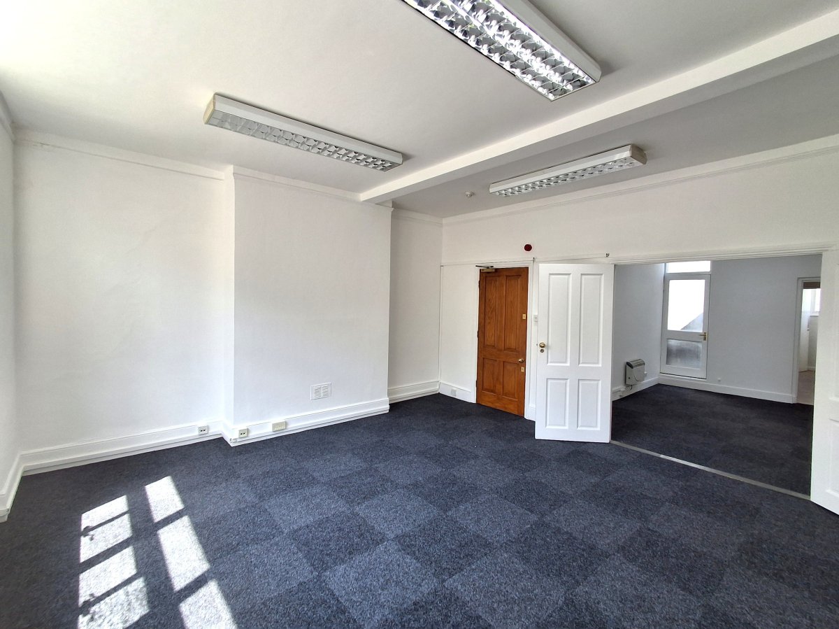 Office in London - photo 3