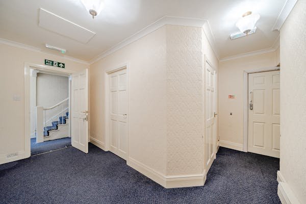 Office in Sunderland - photo 4
