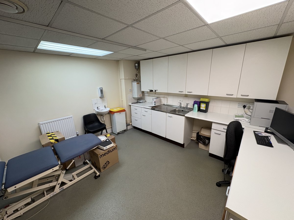 Office in Oakwood - photo 4