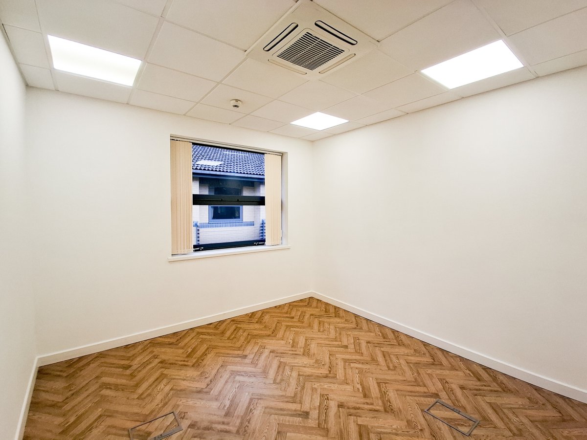 Office in Kettering - photo 4