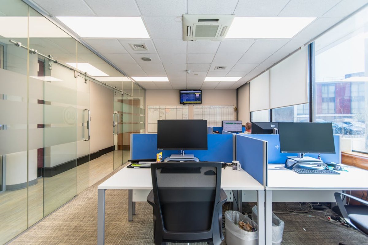 Office in Bournemouth - photo 2