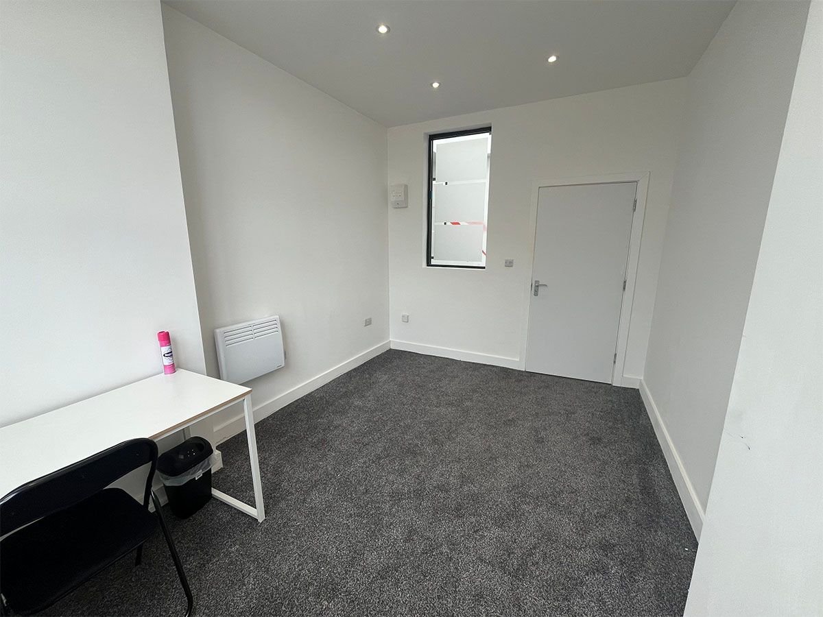 Office in Liverpool - photo 2