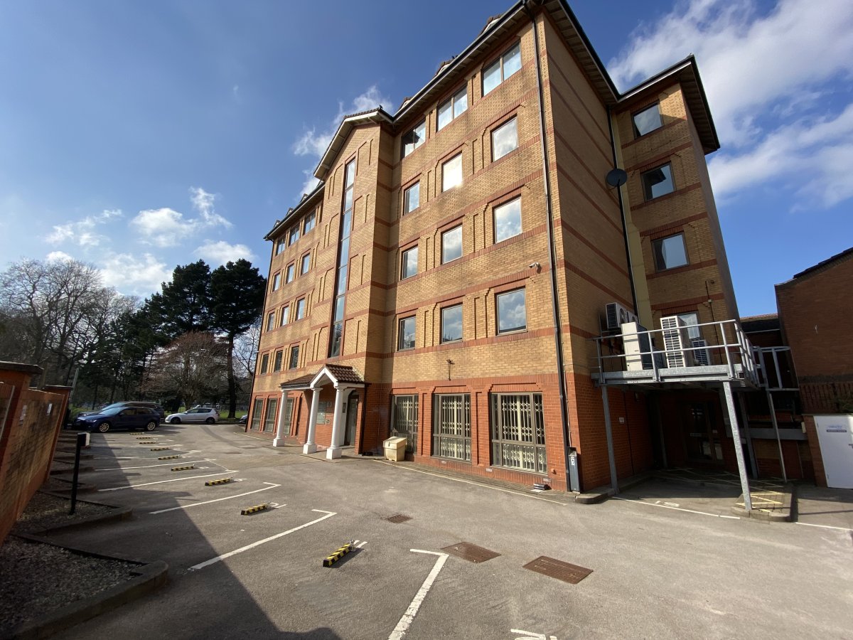 Office in Southampton - photo 2
