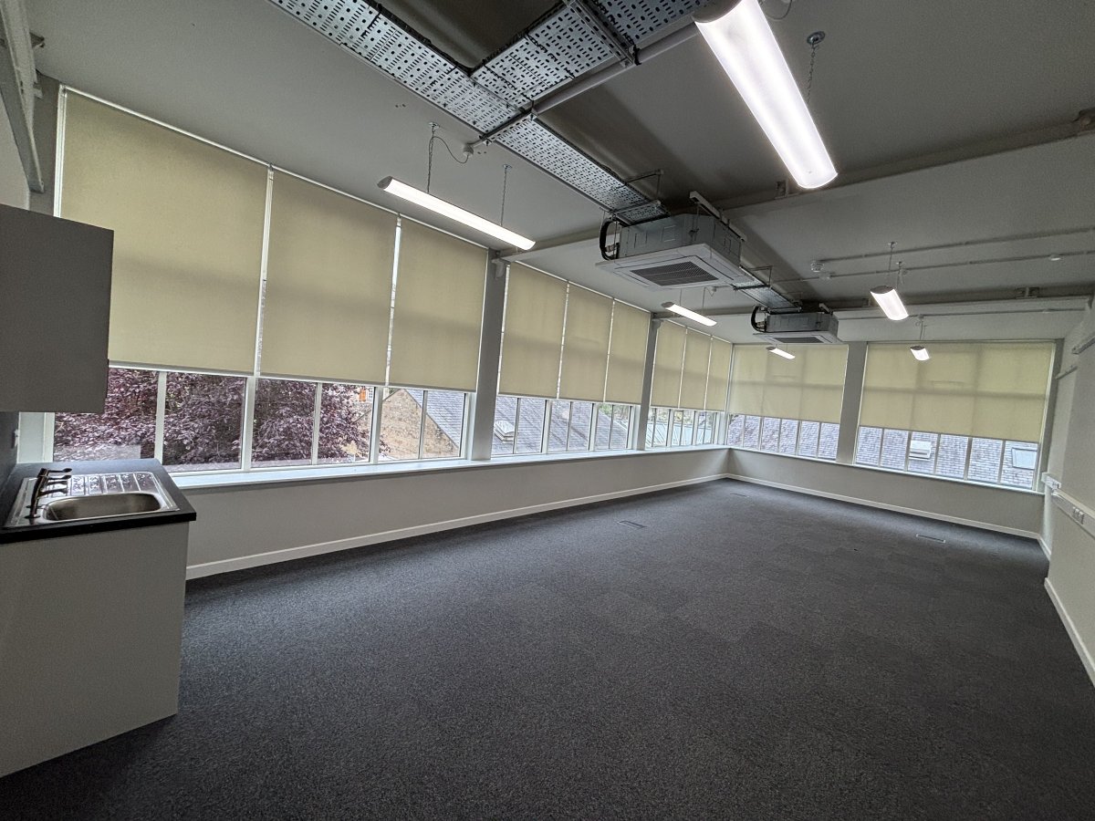 Office in Hebden Bridge - photo 2