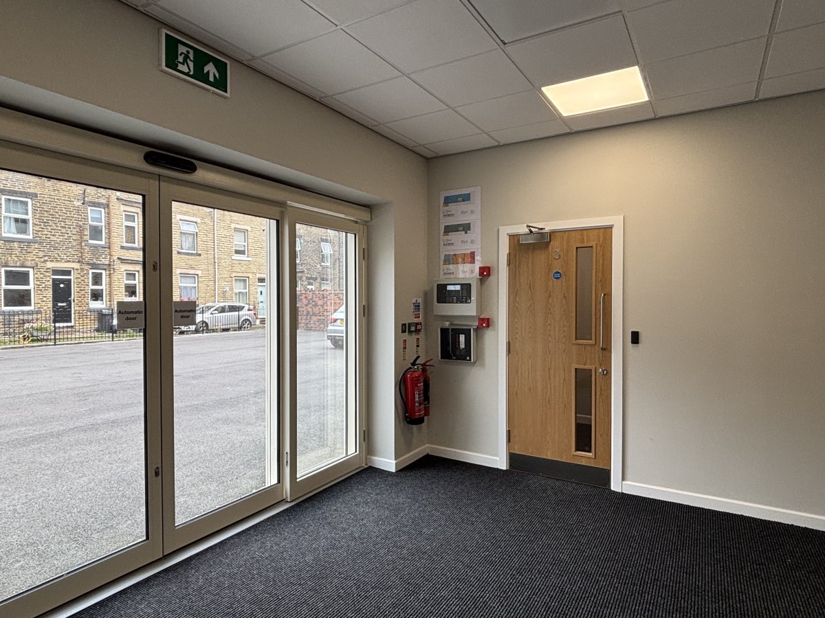 Office in Hebden Bridge - photo 3