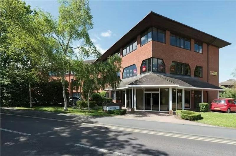 Office in Brentwood - photo 2