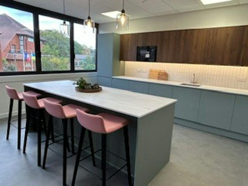Office in Camberley - photo 4