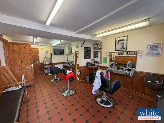 Office in Bicester - photo 2