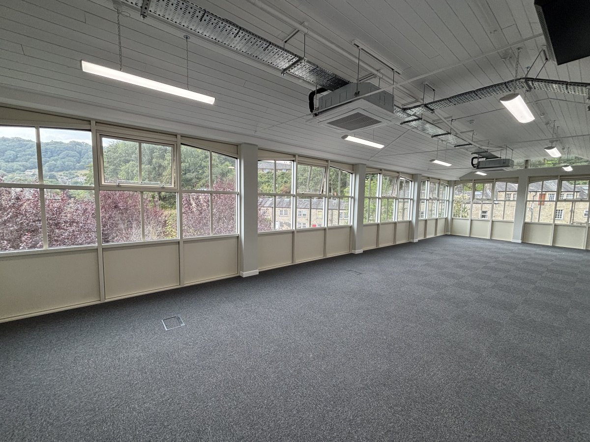 Office in Hebden Bridge - photo 3