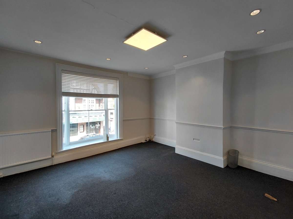 Office in Sevenoaks - photo 2
