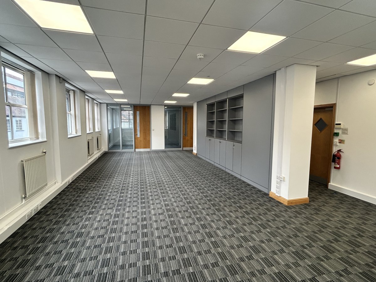 Office in Sale - photo 2