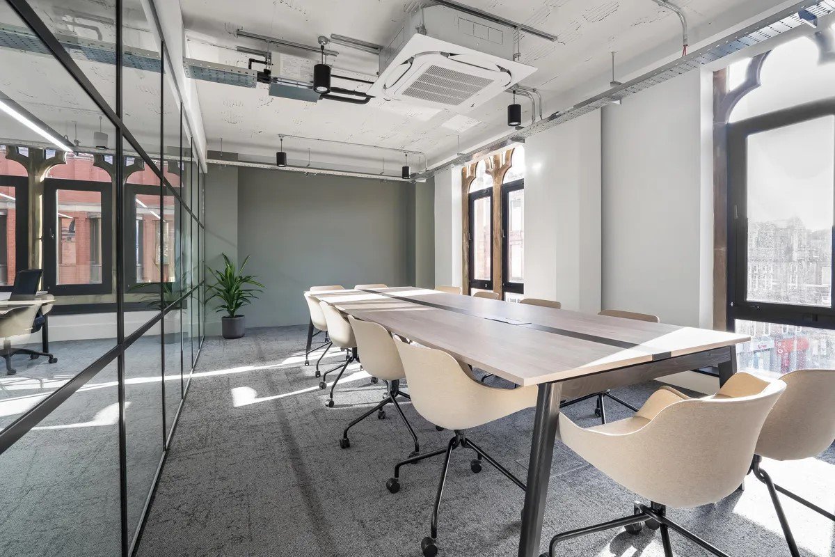 Office in Leeds - photo 4