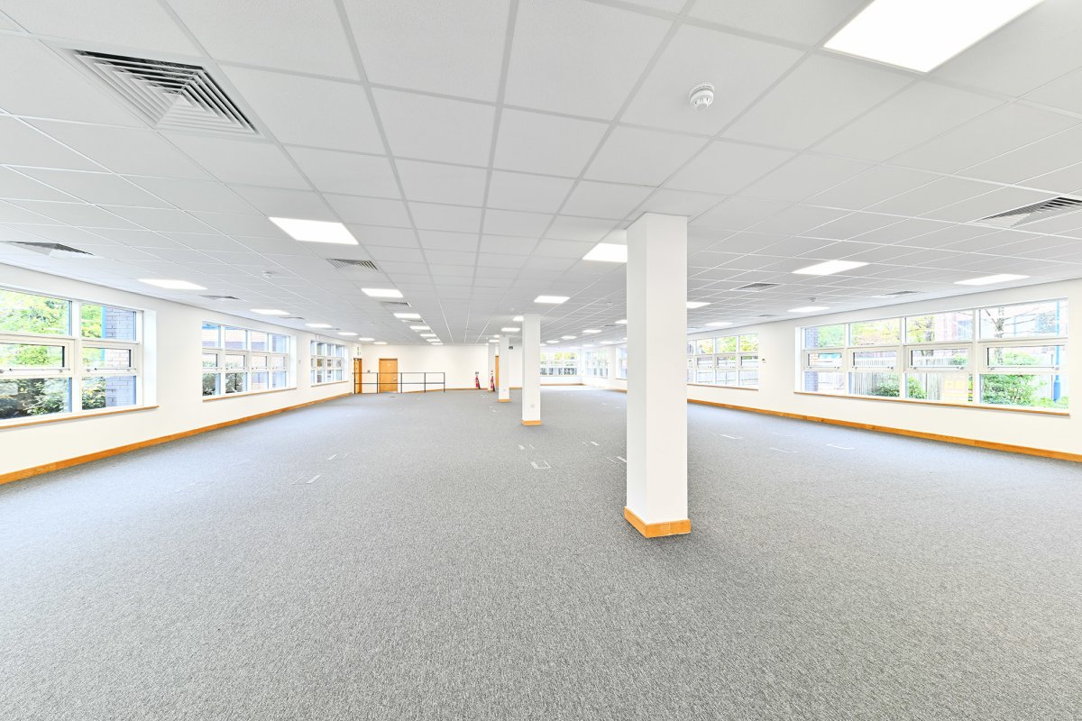 Office in Fleet - photo 3