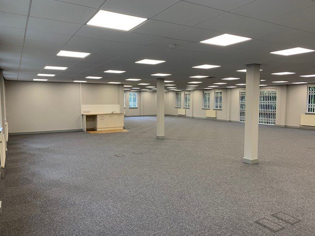 Office in Leeds - photo 4