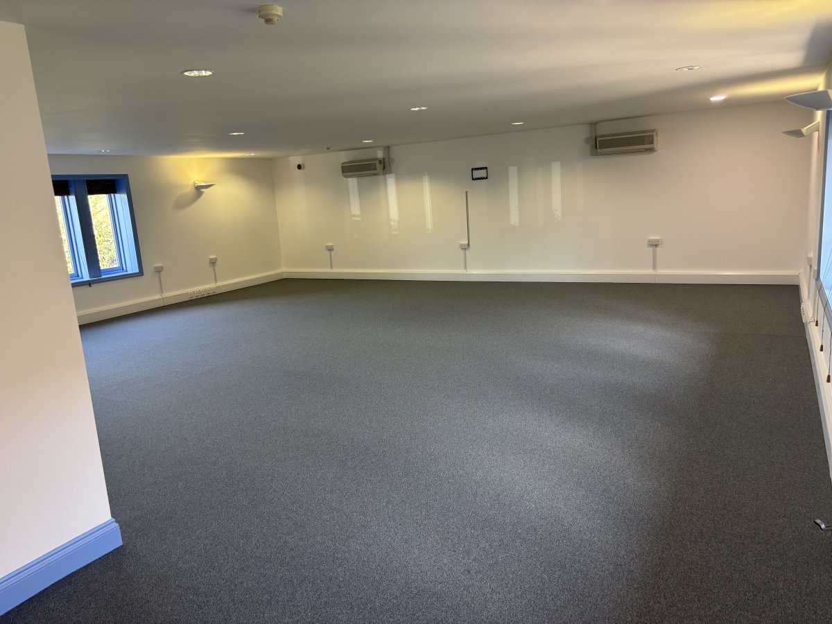 Office in Cambridge - photo 2