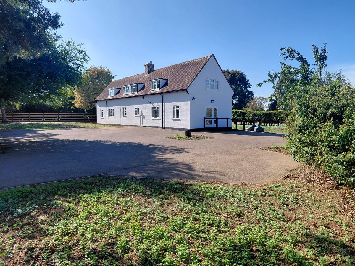 Office in Whittlesford - photo 2