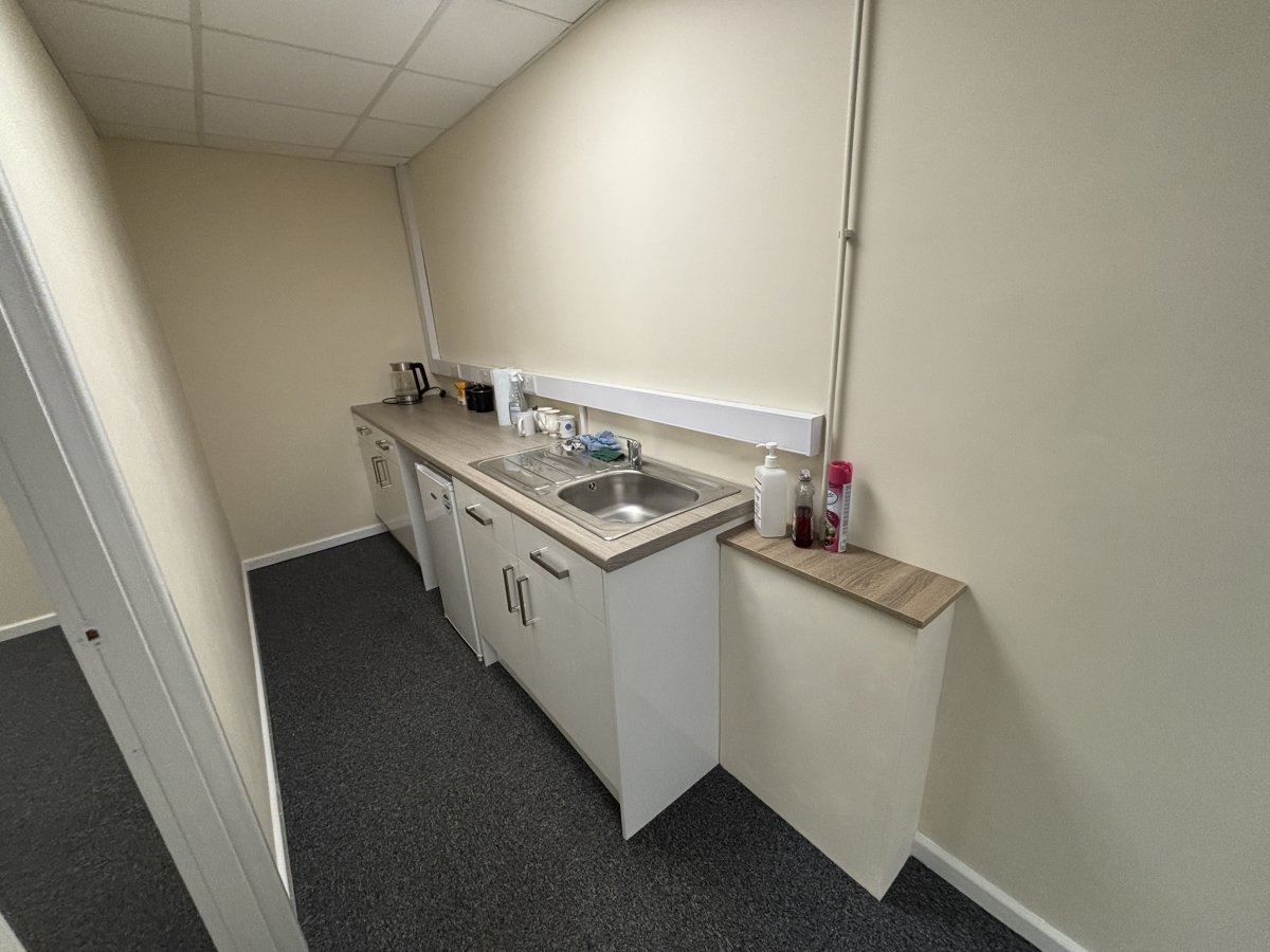 Office in Stanton Under Bardon - photo 4