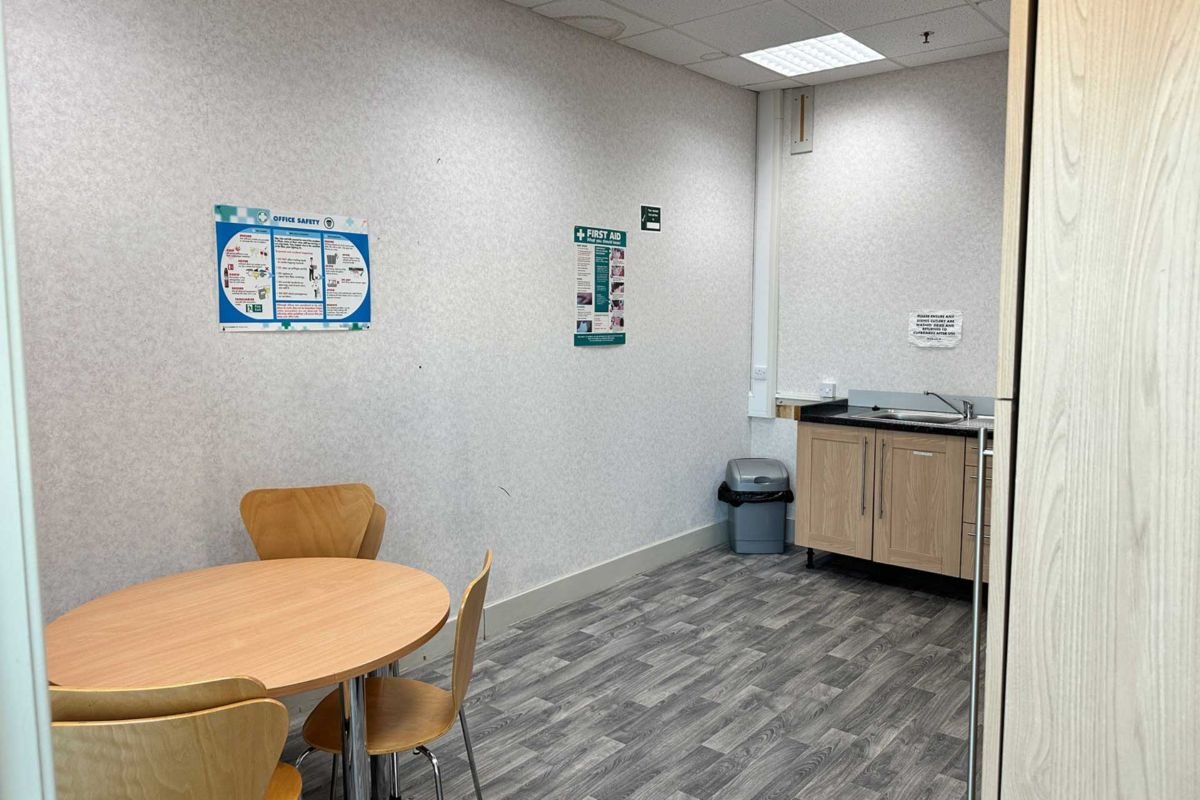 Office in Ayr - photo 3