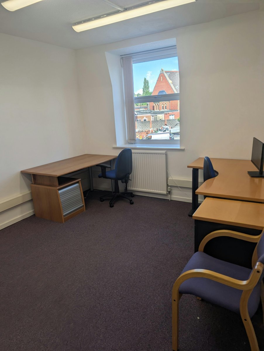 Office in Petersfield - photo 2