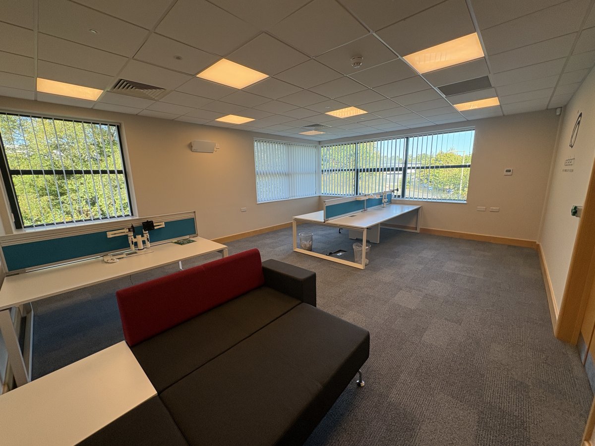 Office in Totton - photo 3