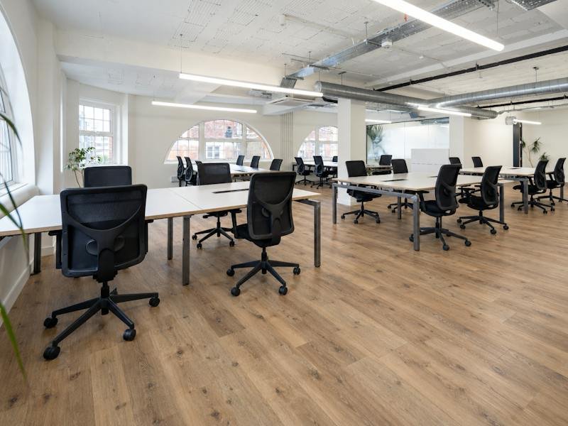 Office in London - photo 2