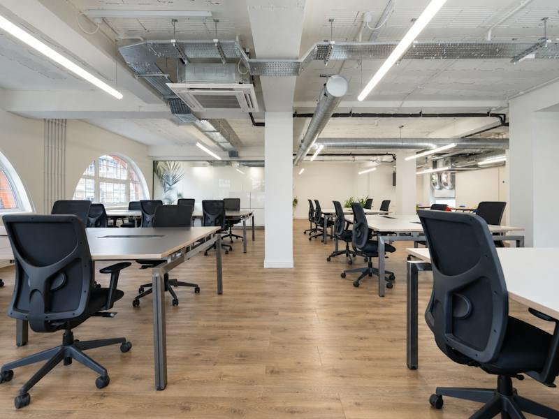 Office in London - photo 4