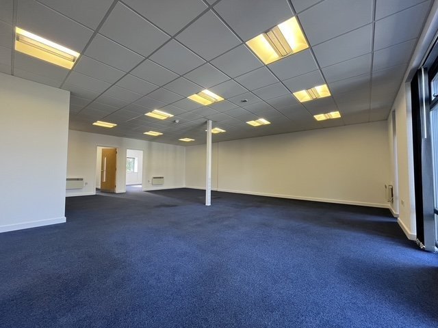 Office in Colchester - photo 4