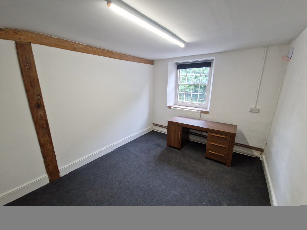 Office in Cromford - photo 4