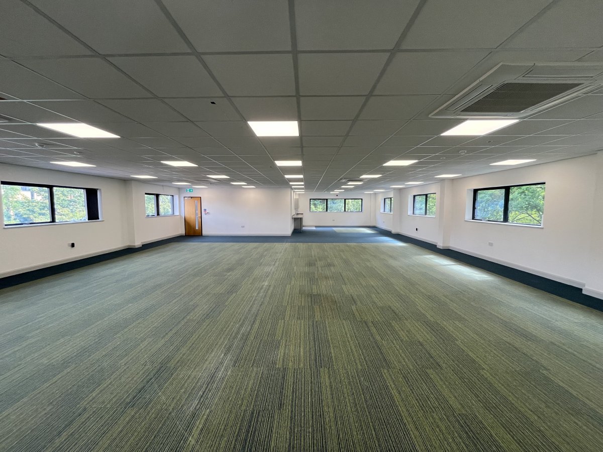 Office in Ashby de la Zouch - photo 2