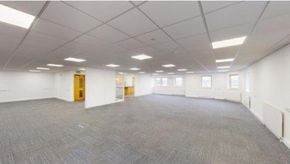 Office in Sowton Industrial Estate - photo 2