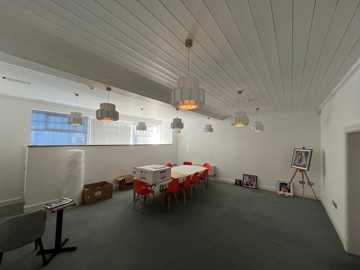 Office in Leicester - photo 2