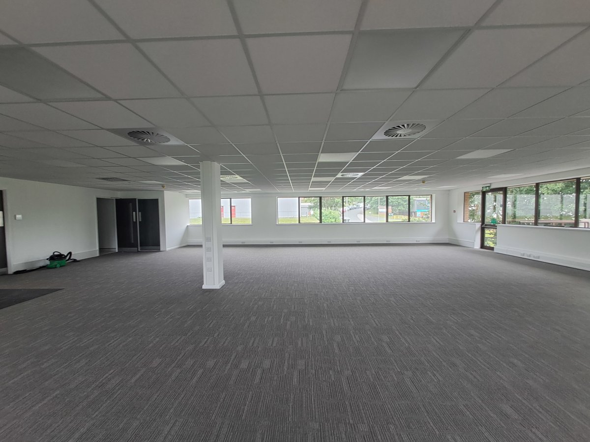 Office in Plymouth - photo 4