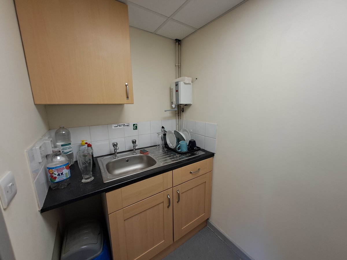 Office in Redruth - photo 3