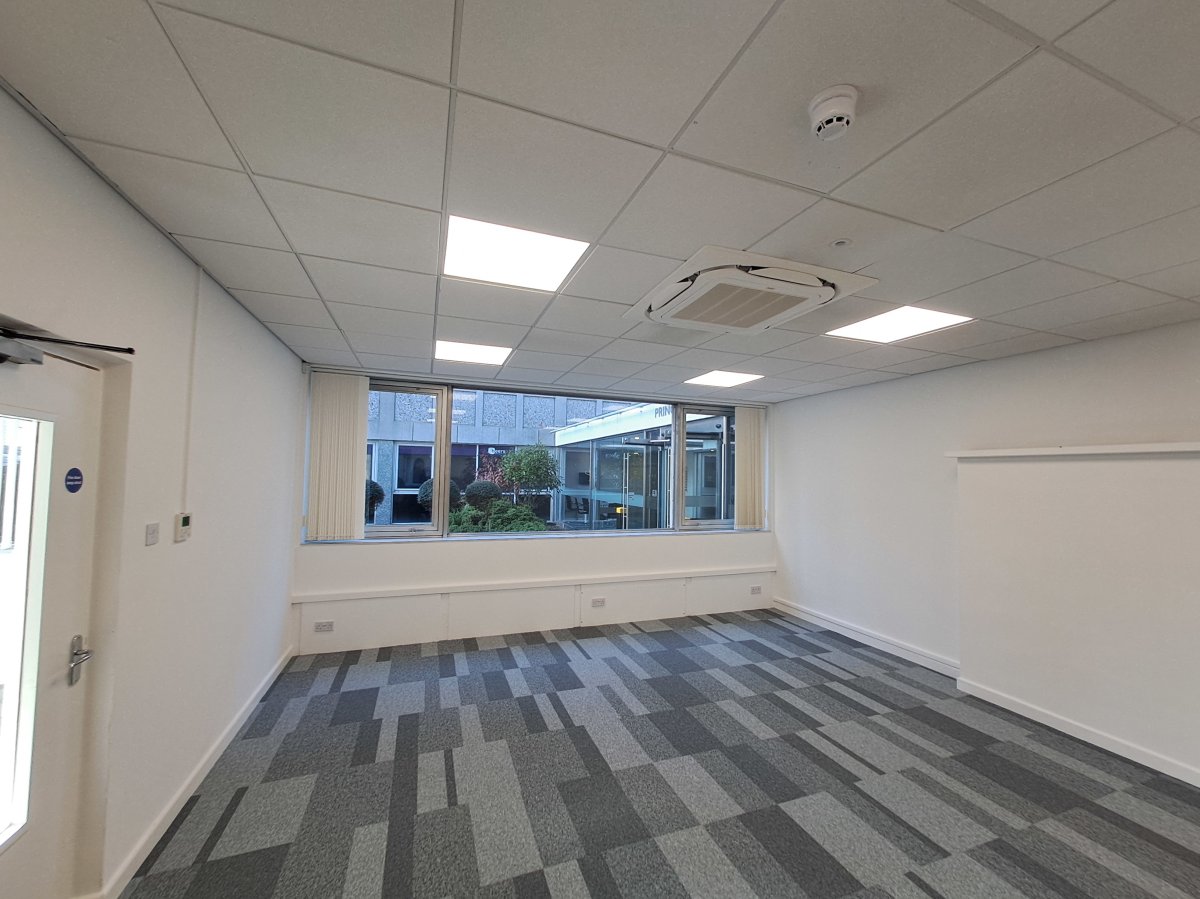 Office in Plymouth - photo 4