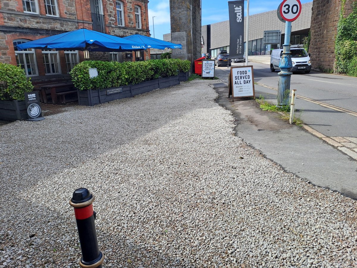 Office in Hayle - photo 4