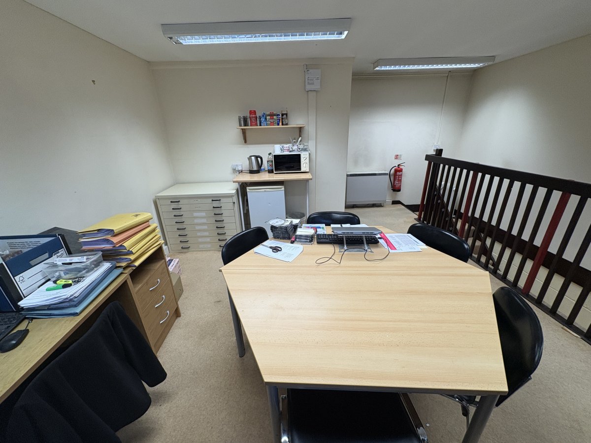 Office in Southampton - photo 2