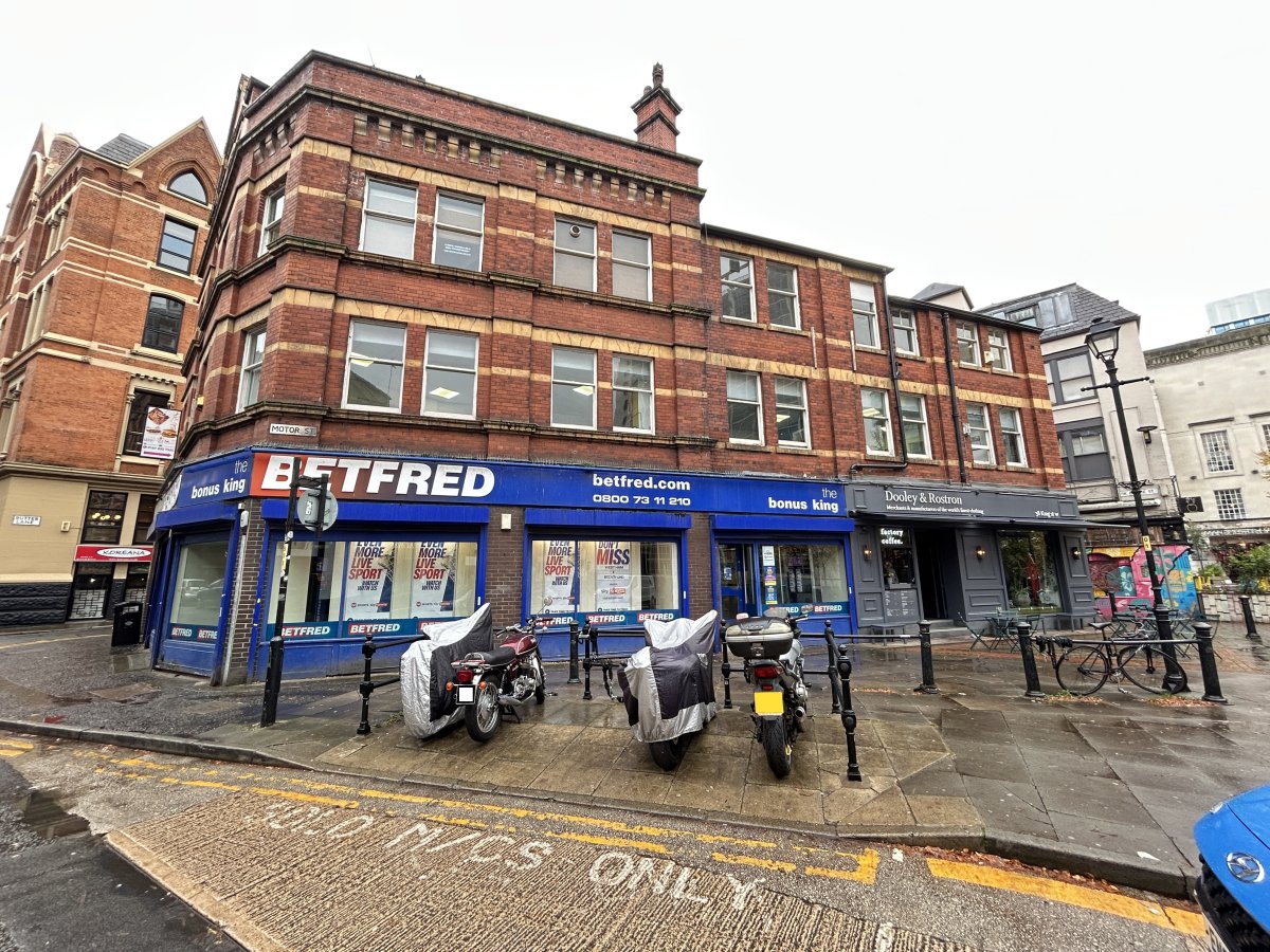 Office in Salford - photo 2