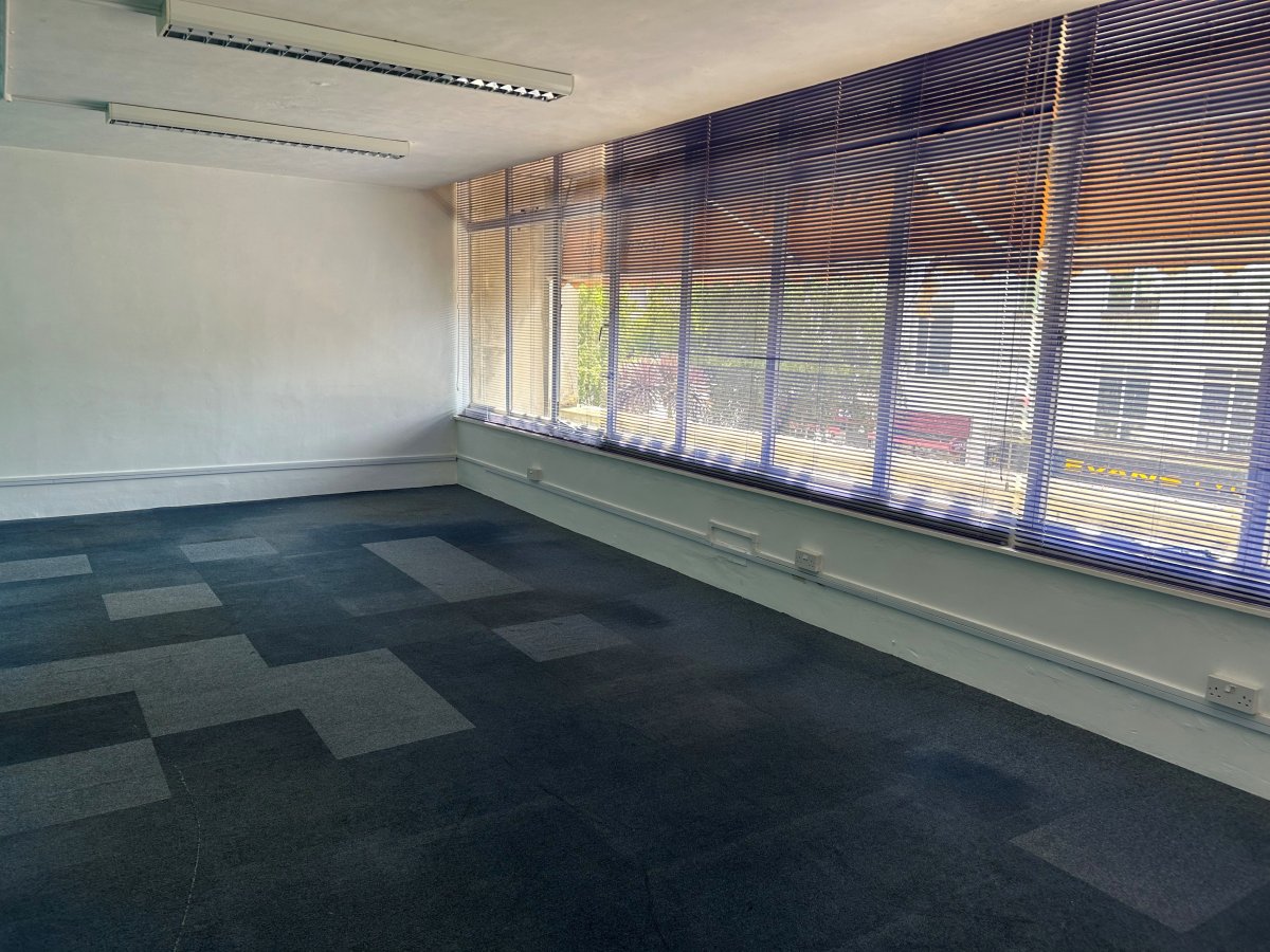Office in Plymouth - photo 3