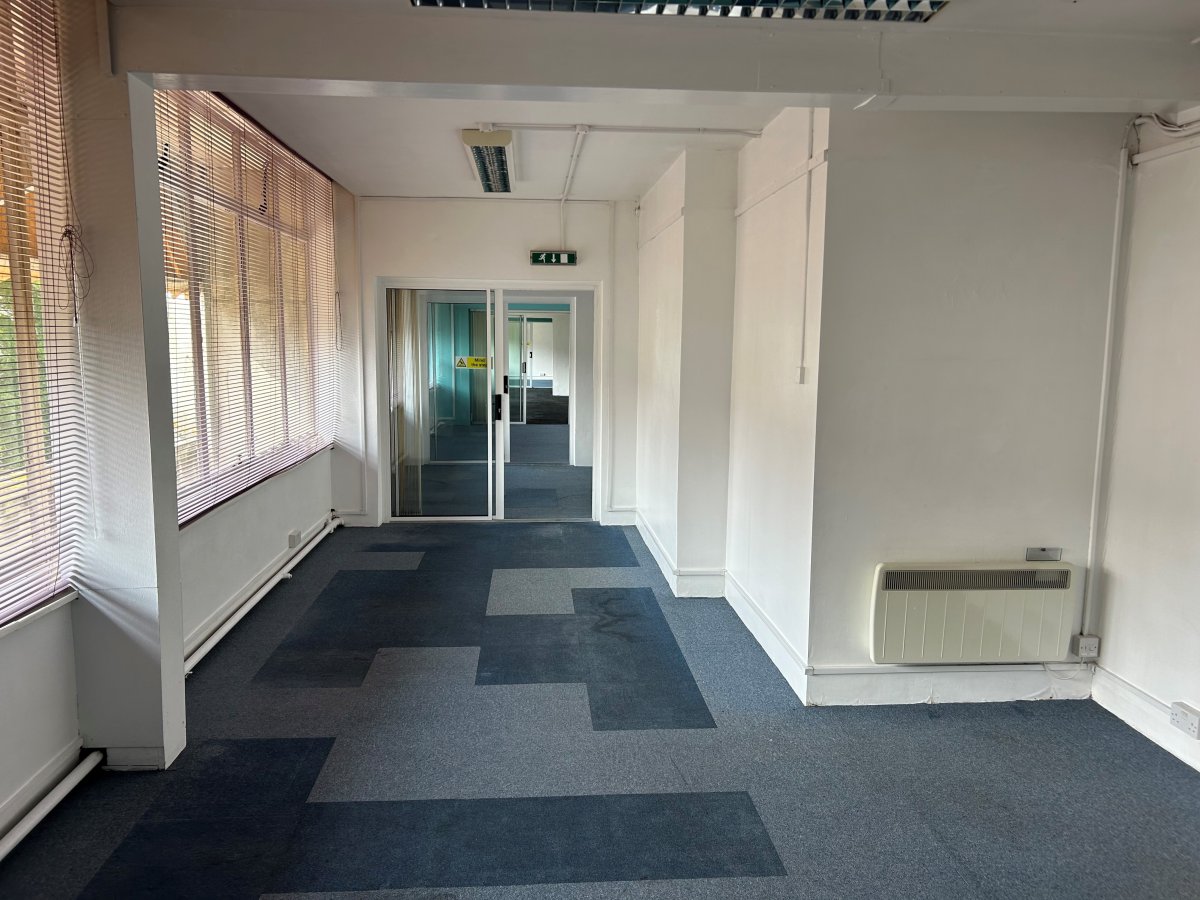 Office in Plymouth - photo 4