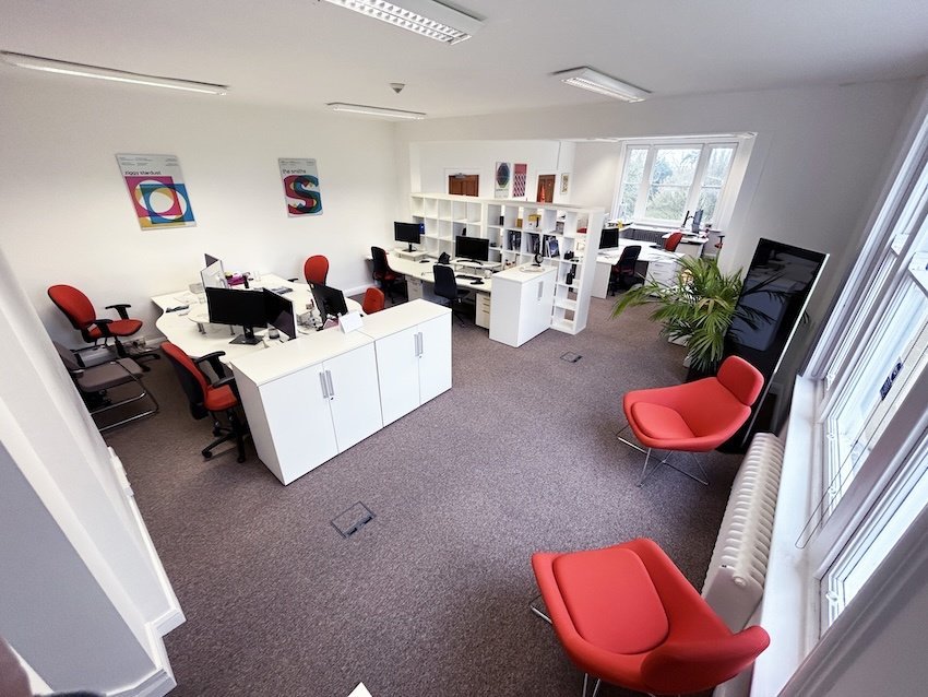 Office in Desford - photo 2